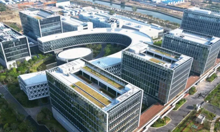 电瓶式工业吸尘器与大功率机型在无尘车间场景的效能对比